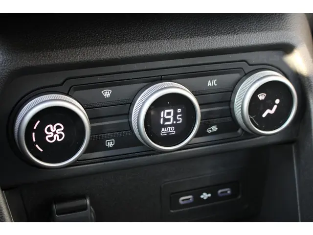 Dacia Sandero 1.0 TCe 100 limited edition 2026 Benzine 11