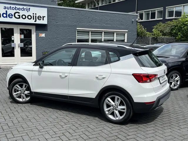SEAT Arona 1.0 TSi DSG FR Business Intense 2021 Benzine 6