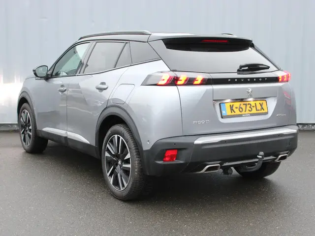 Peugeot 2008 1.2 PT 130 GT 2021 Benzine 4