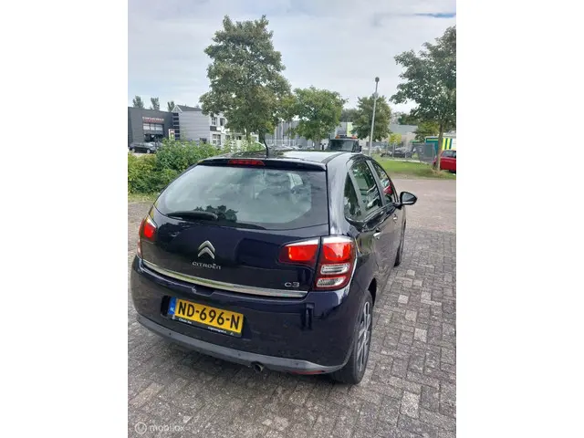 Citroën C3 1.2 PureTech Selection 2017 Benzine 19