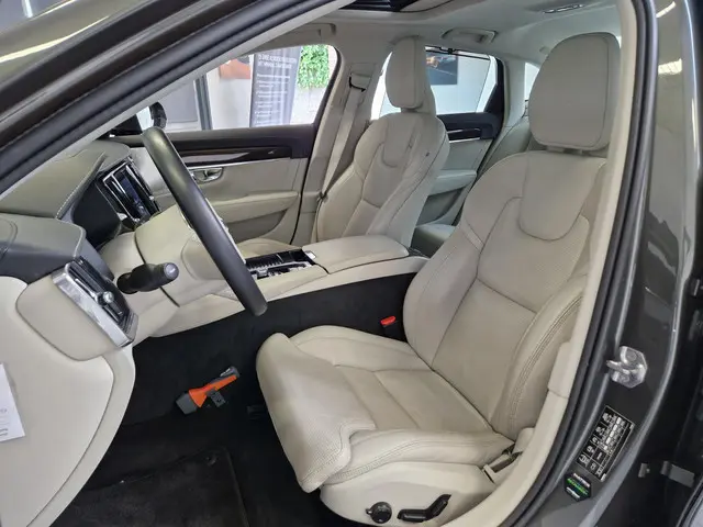 Volvo S90 3