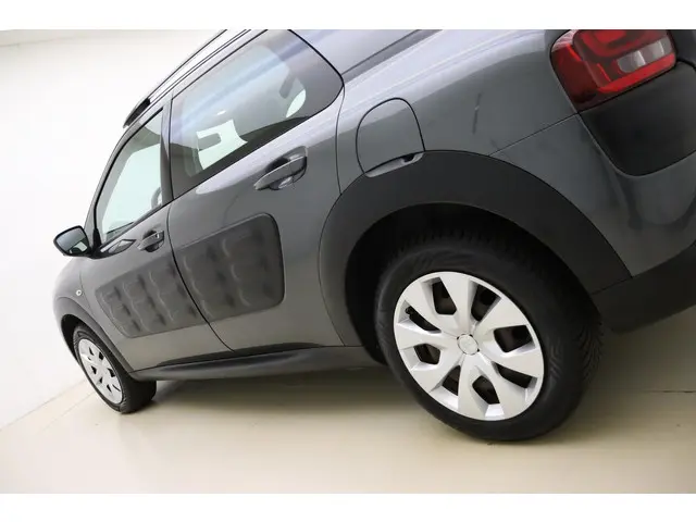 Citroën C4 Cactus 1.2 PureTech Business 2017 Benzine 17