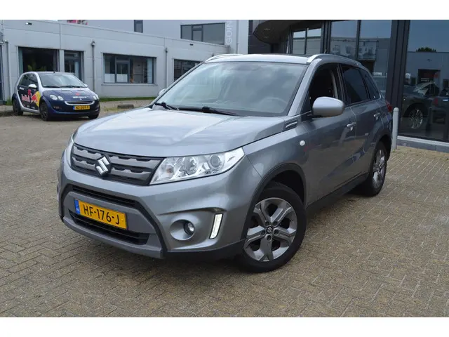 Suzuki Vitara 1.6 Exclusive 2015 Benzine 45