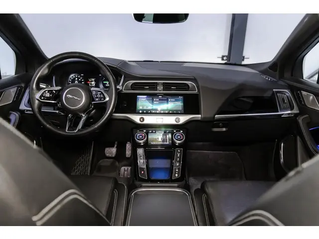 Jaguar I-PACE EV400 HSE 90 kWh 2018 Elektrisch 30