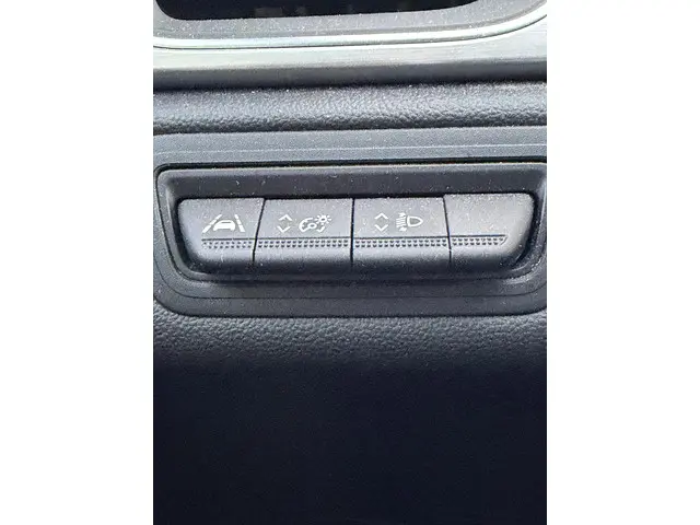 Renault Captur 1.3 TCe 140 Intens 2021 Benzine 29