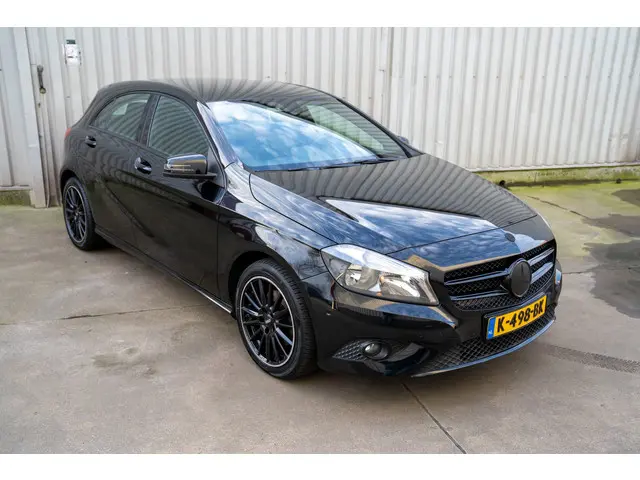 Mercedes-Benz A-Klasse 180 Prestige 2015 Benzine 2