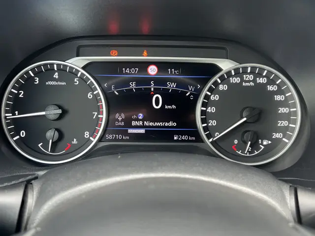 Nissan Juke 1.0 DIG-T Kiiro 2022 Benzine 13