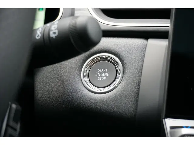 Mitsubishi ASX 1.8 HEV AT Instyle 2025 Hybride Benzine 27