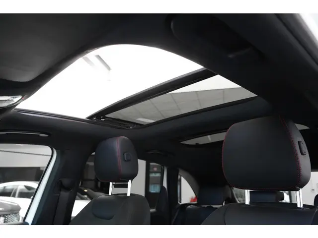 Mercedes-Benz B-Klasse 200 AMG 2019 Benzine 10