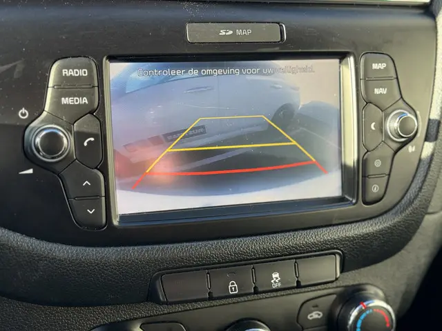 Kia cee'd 1.0 T-GDi Navigator 2017 Benzine 36