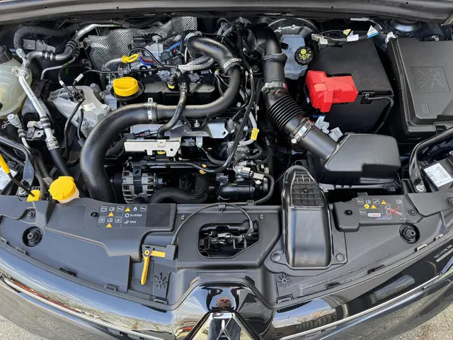 Renault Clio 1.0 TCe Intens 2021 Benzine 16