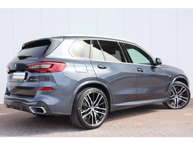 BMW X5 xDrive45e High Executive 2022 Hybride Benzine 6