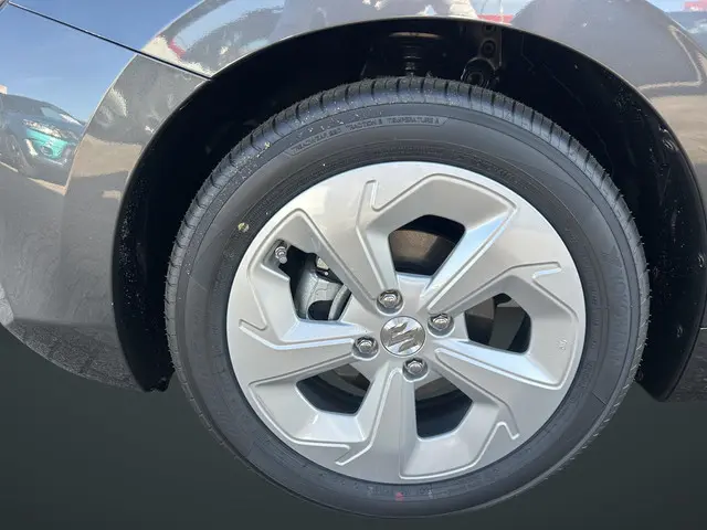 Suzuki Swift 2