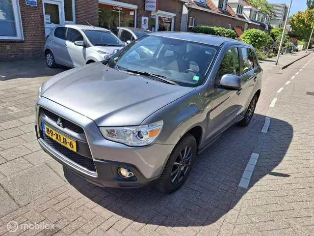 Mitsubishi ASX 1.6 Intro Edition ClearTec 2012 Benzine