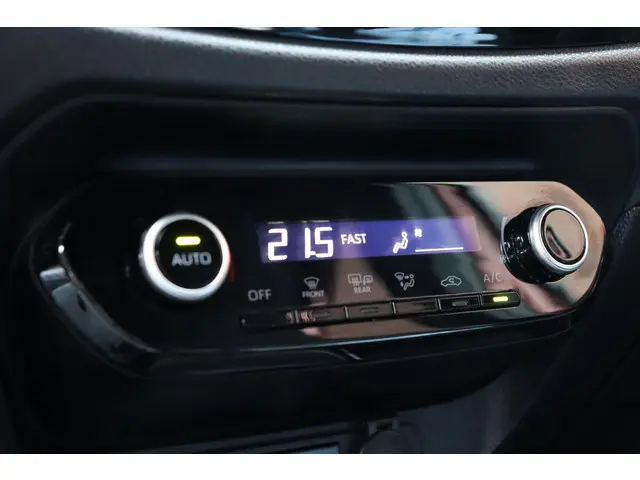 Toyota Aygo X 1.0 VVT-i MT Envy Cabrio 2022 Benzine 26