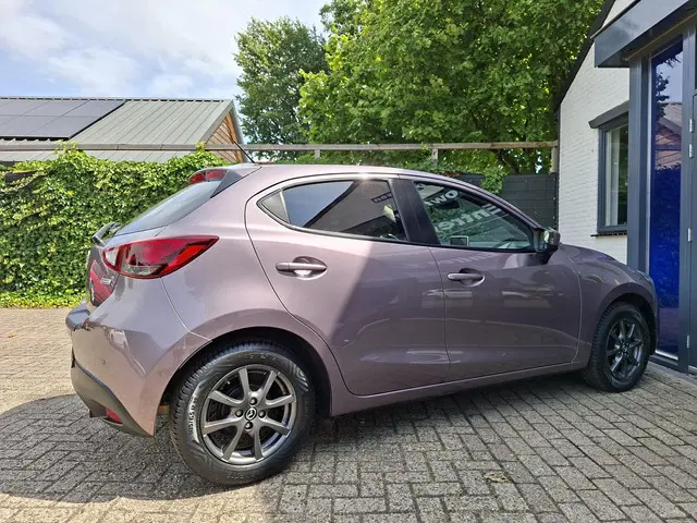 Mazda 2 1.5 Skyactiv-G Skylease+ 2015 Benzine 4
