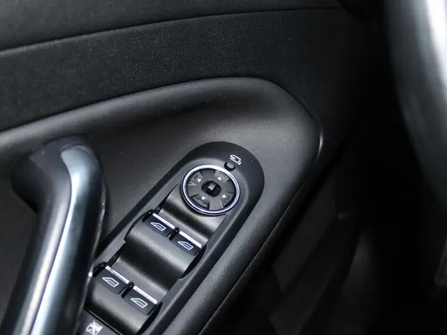 Ford Mondeo 1.6 EcoBoost Platinum 2013 Benzine 17