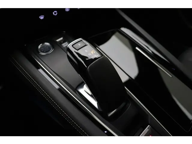 Peugeot 508 SW 1.6 HYbrid GT 2020 Hybride Benzine 23