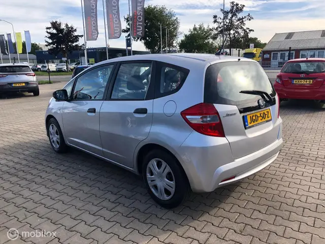 Honda Jazz 1.2 AIRCO ELL PAK ..150004.KM 2013 Benzine 6