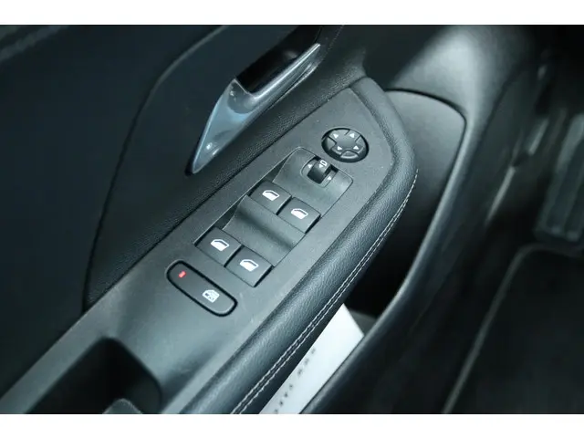 Opel Mokka 1.2 TURBO GS-LINE 2022 Benzine 21