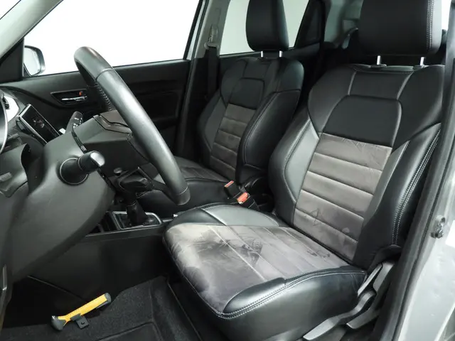 Suzuki Swift 1.2 Select 2020 Benzine 7