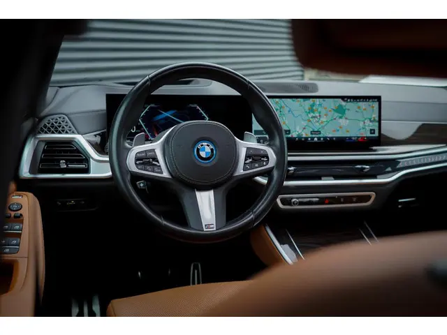 BMW X5 xDrive50e M-Sport 2023 Hybride Benzine 62