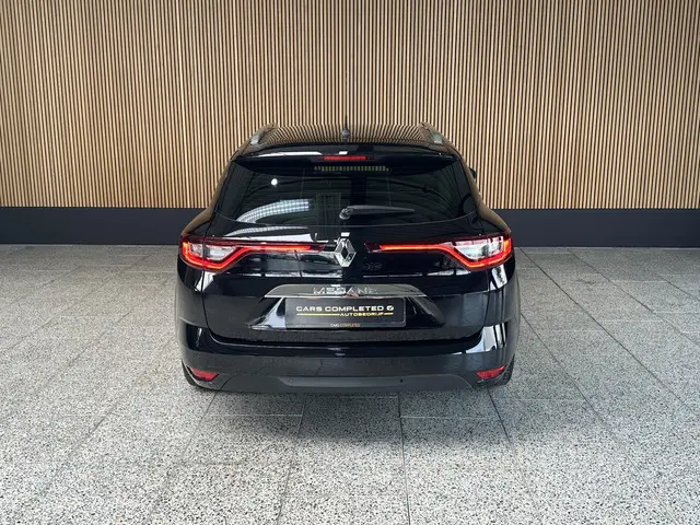 Renault Mégane Estate 1.3 TCe Limited 2019 Benzine 9