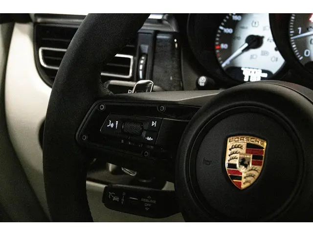 Porsche Macan 2.9 GTS 2022 Benzine 34