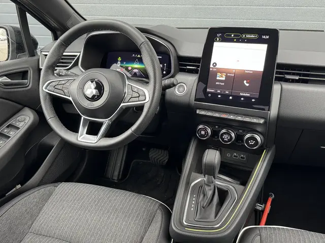 Mitsubishi Colt 1.6 HEV INSTYLE 2024 Hybride Benzine 8