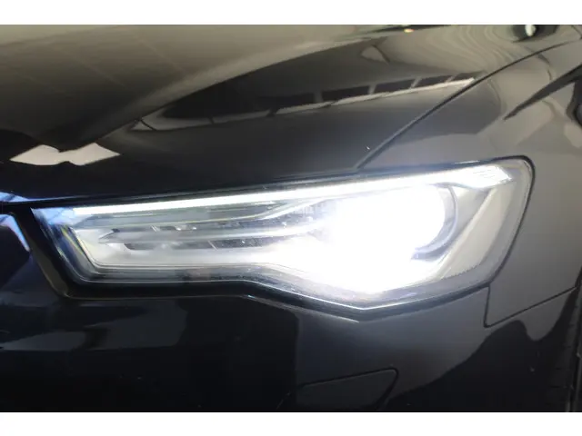 Audi A6 Avant 2.0 TFSI quattro Sport Edition 2015 Benzine 24