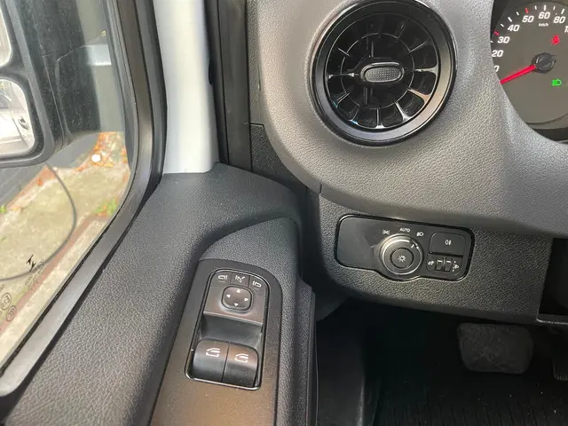 Mercedes-Benz Sprinter 317CDI wb433 L3 Aut. 2022 Diesel 23