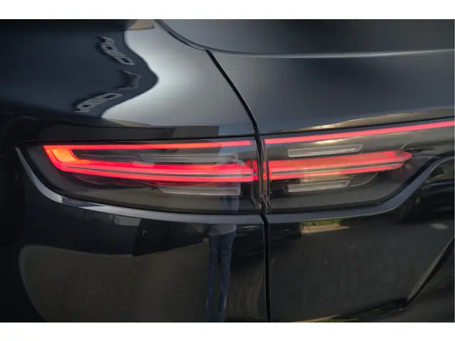 Porsche Cayenne 3.0 E-Hybrid 2018 Hybride Benzine 22