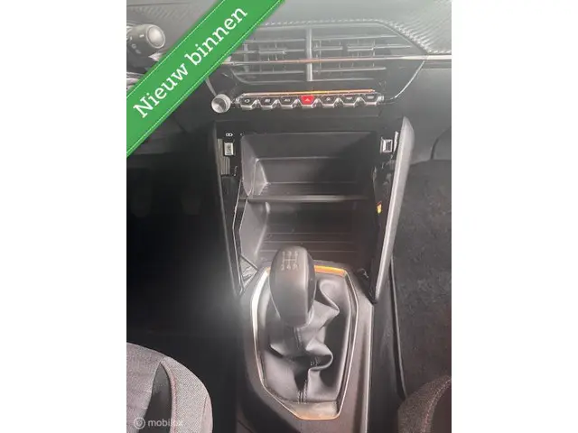 Peugeot 208 1.2 PureTech Active 2020 Benzine 14