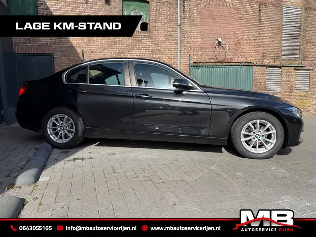 BMW 3 Serie 320i Centennial Executive 2016 Benzine 4