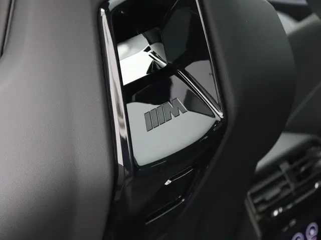 BMW M5 Touring 2025 Hybride Benzine 40