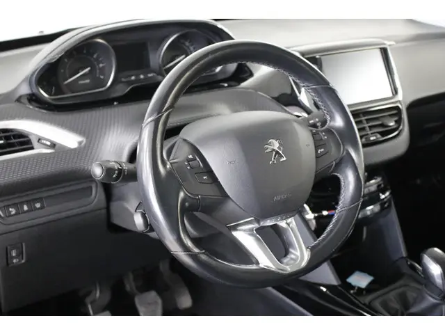 Peugeot 2008 3