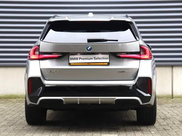 BMW iX1 eDrive20 2025 Elektrisch 4