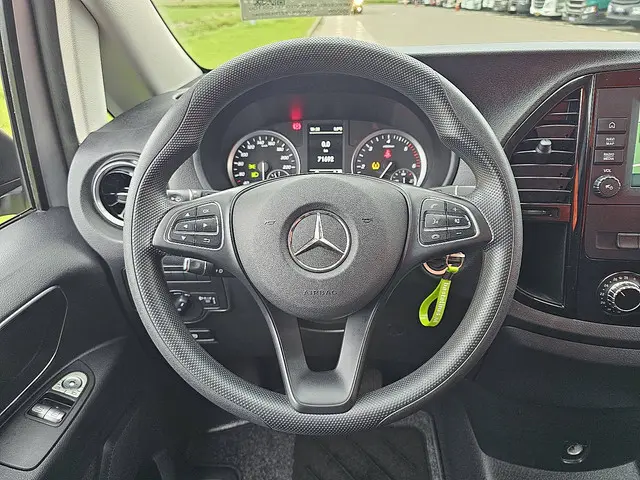 Mercedes-Benz Vito 114 CDI TOURER 2023 Diesel 12