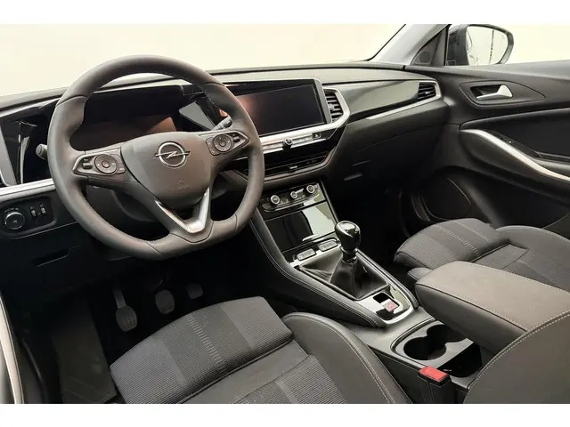 Opel Grandland 1.2 Turbo GS 2024 Benzine 18