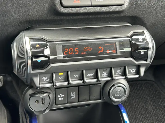 Suzuki Ignis 1.2 Smart Hybrid Style 2022 Benzine 28
