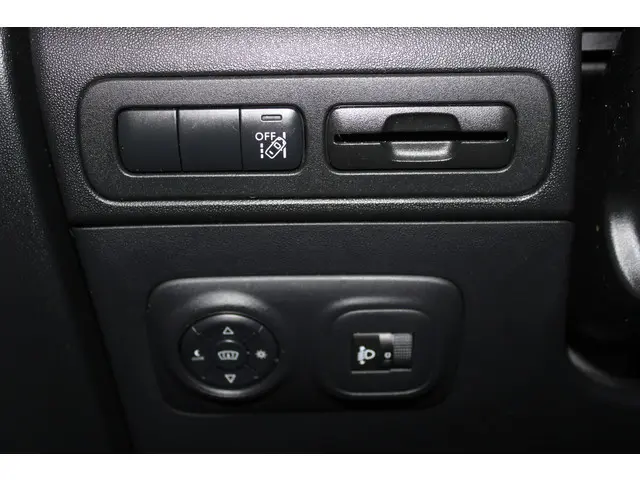 Citroën C3 Aircross 1.2 PureTech S&S Shine 2019 Benzine 25