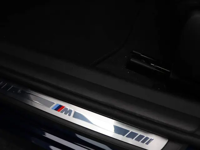 BMW 3 Serie Touring 330e 2024 Hybride Benzine 9