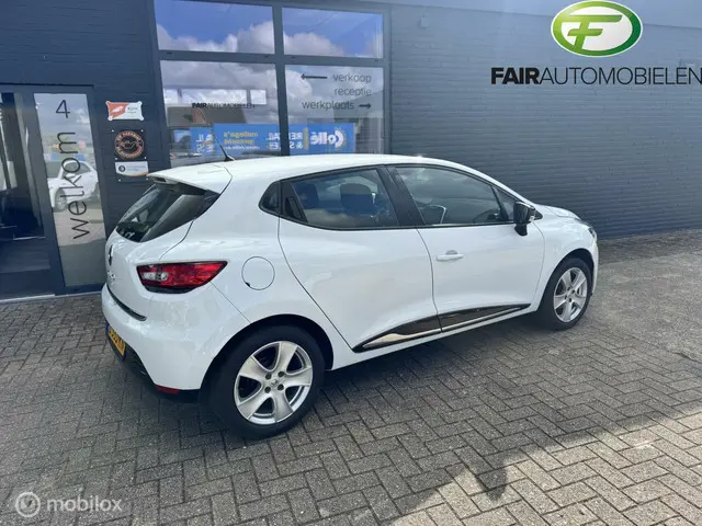 Renault Clio 1.2 16V 2016 Benzine 15