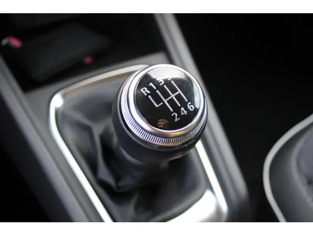 Renault Captur 1.0 TCe 90 Techno 2024 Benzine 16