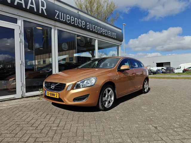 Volvo V60 T3 200pk Momentum Automaat 2012 Benzine 8
