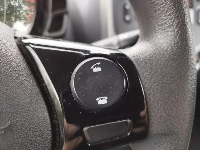 Peugeot 108 1.0 e-VTi Blue Lease ** Airco ** 2015 Benzine 9