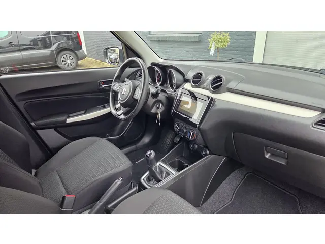 Suzuki Swift 1.0 Sportline 2019 Benzine 22