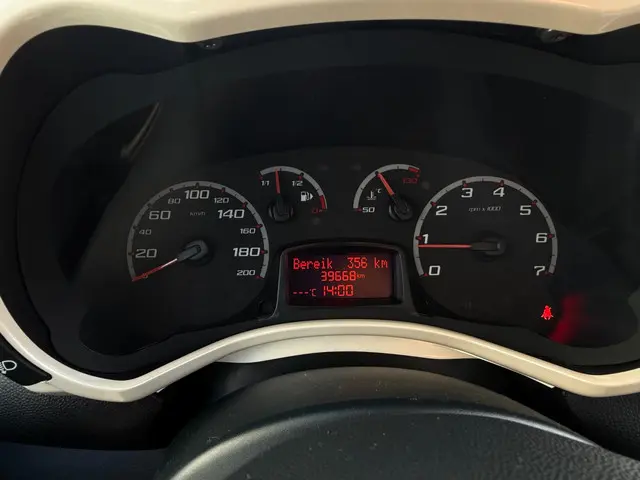 Ford Ka 1.2 Titanium X 1e eigenaar 2015 Benzine 12