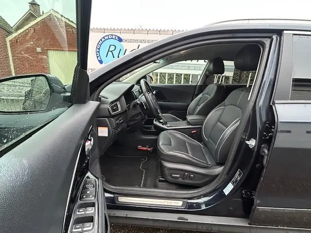 Kia e-Niro ExecutiveLine 64 kWh 2019 Elektrisch 5