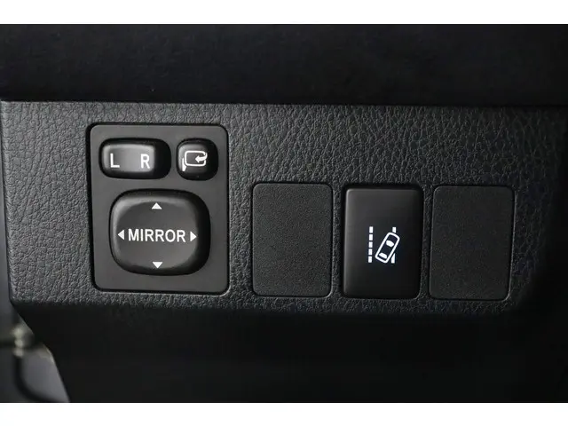 Toyota RAV4 2.5 Hybrid Style 2016 Hybride Benzine 28